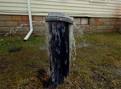 Водоснабжение загородного дома в СПб: самостоятельное определение места для бурения скважины на воду